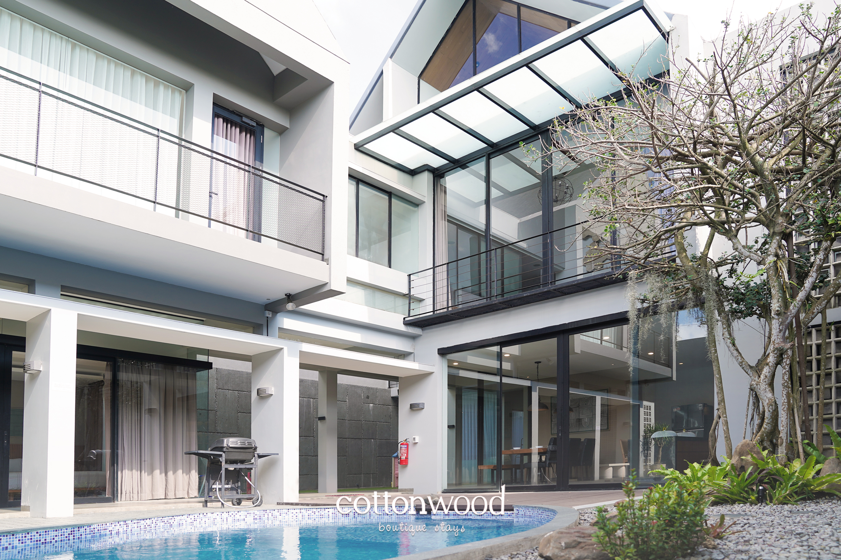 Villa Lembah Damai