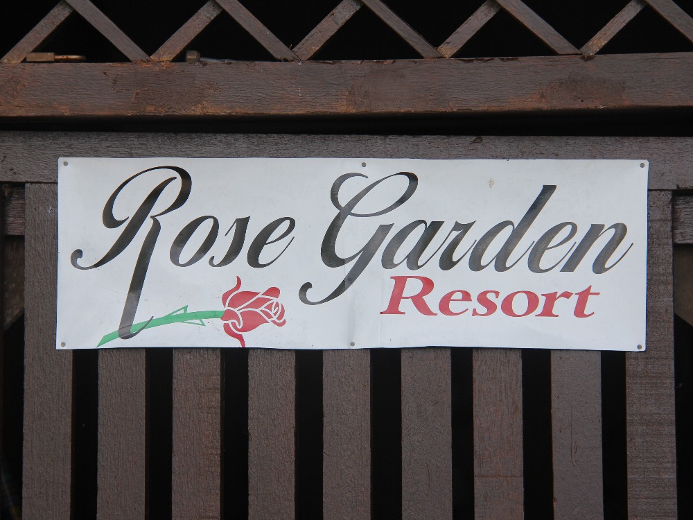 Rose Garden Resort website Koror hotel