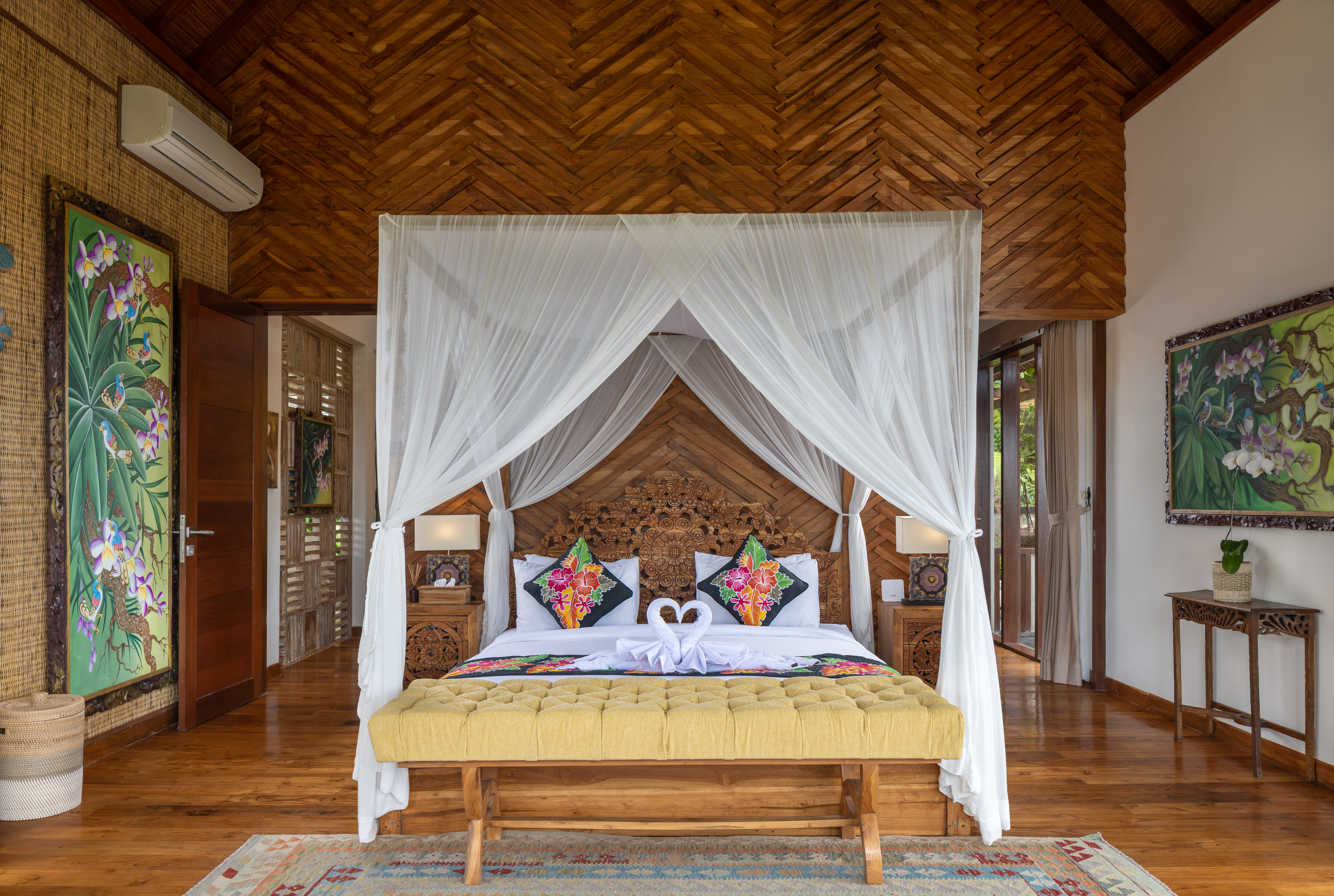 Villa Lembah Damai