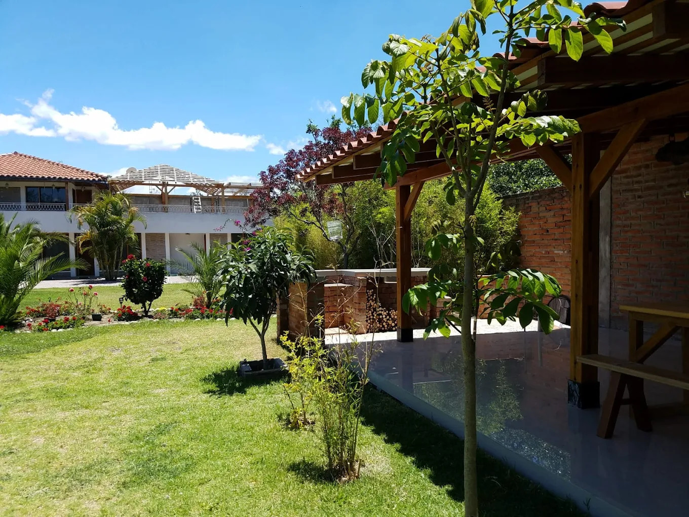 Bamboo Village Place Exterior