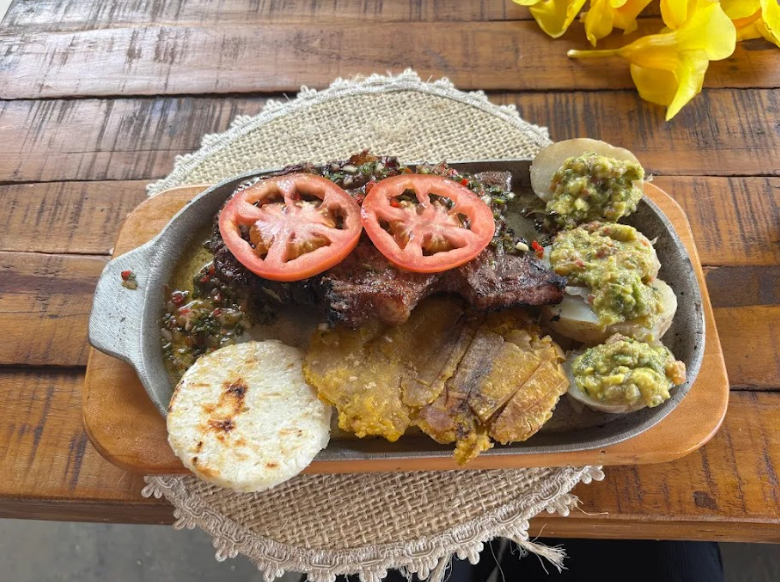Finca Hotel El Paso - Traditional firewood cooking