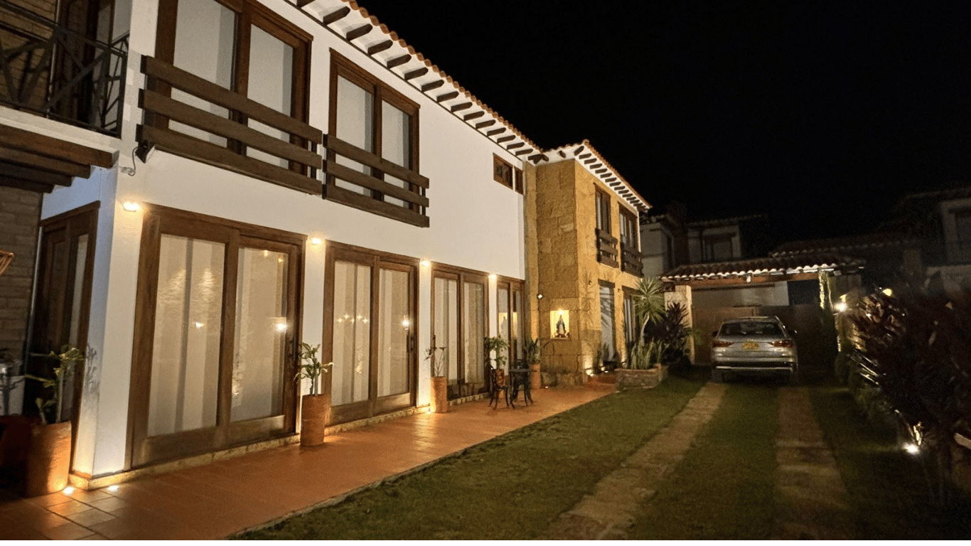 Hotel Boutique Santa Helena - Banner