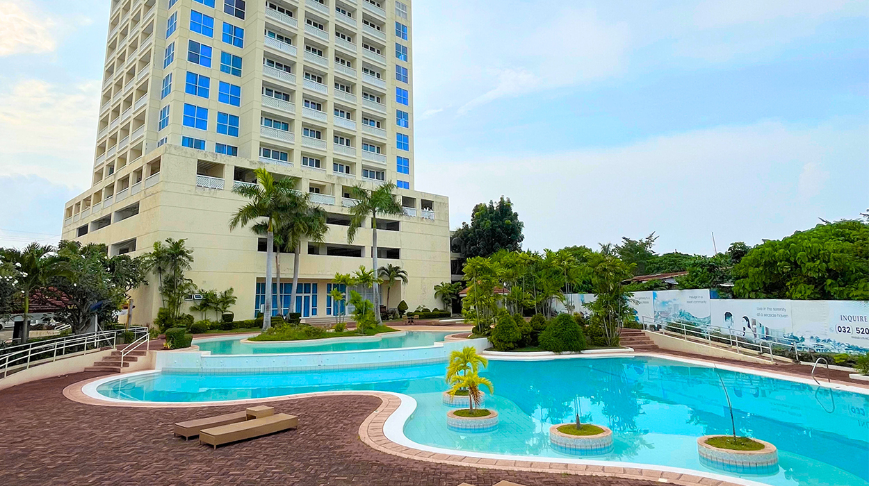 La Mirada Hotel - Banner