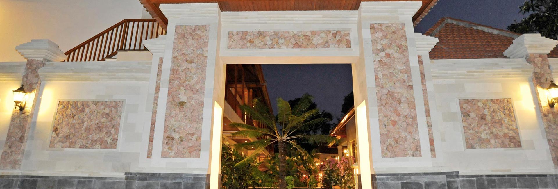 Aquarius Beach Hotel - Banner
