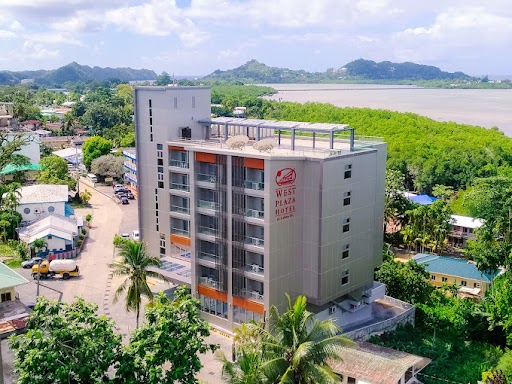 West Plaza Hotel at Lebuu St.