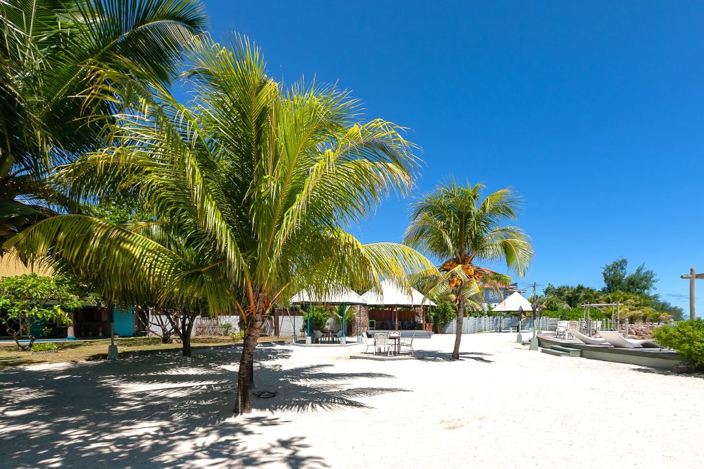Islander Hotel - Banner