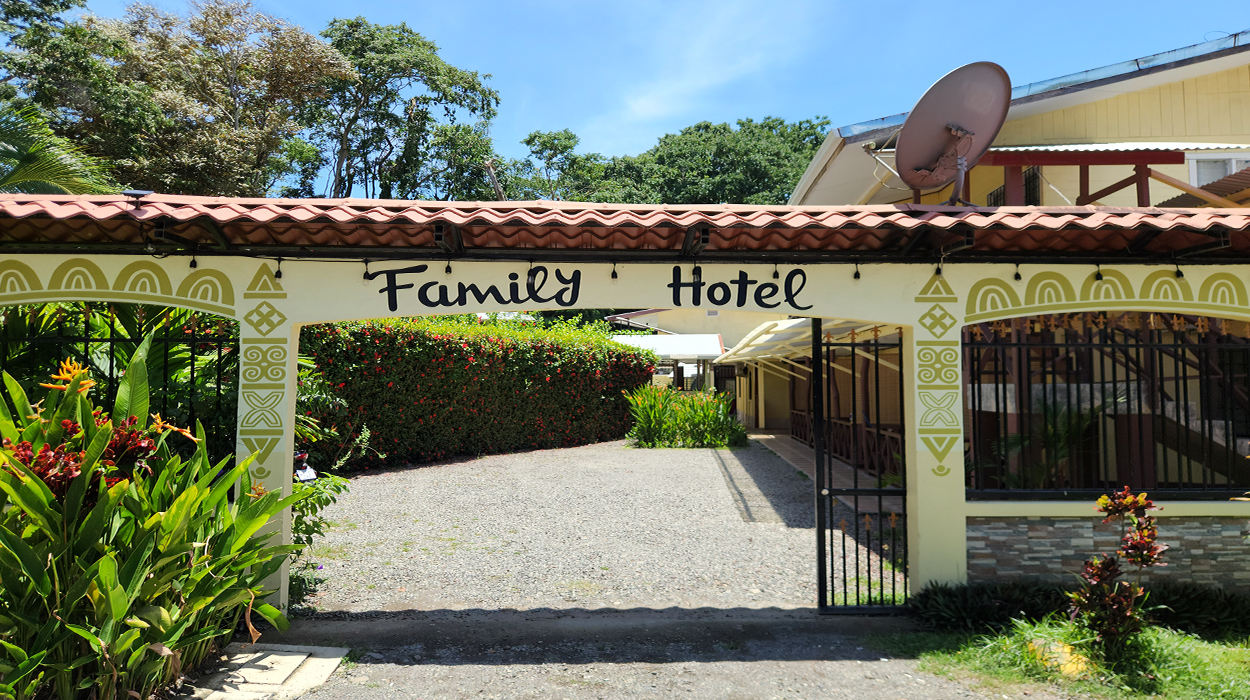 Family Hotel - Costa Rica