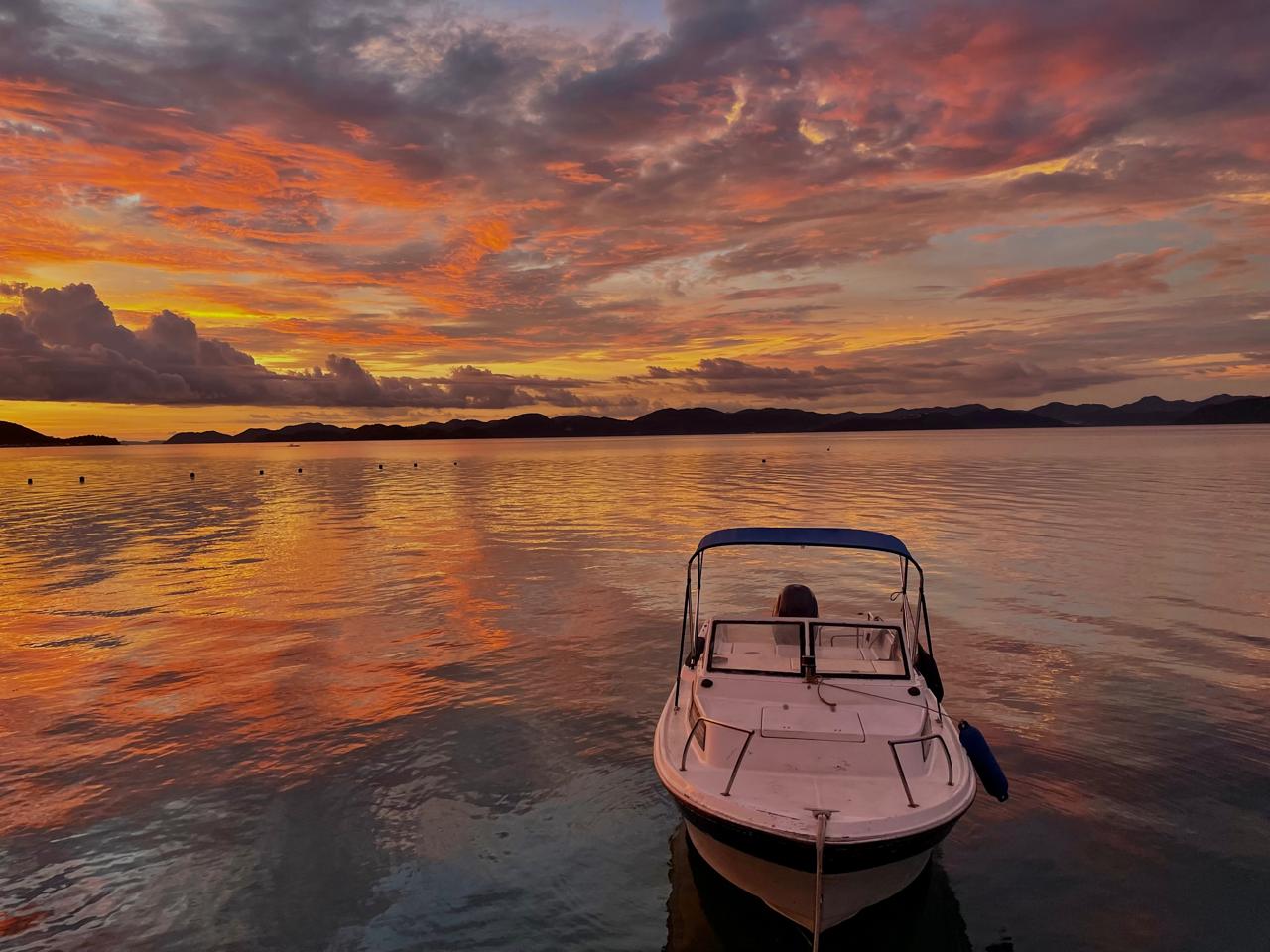 Chindonan Dive and Beach Resort - Banner