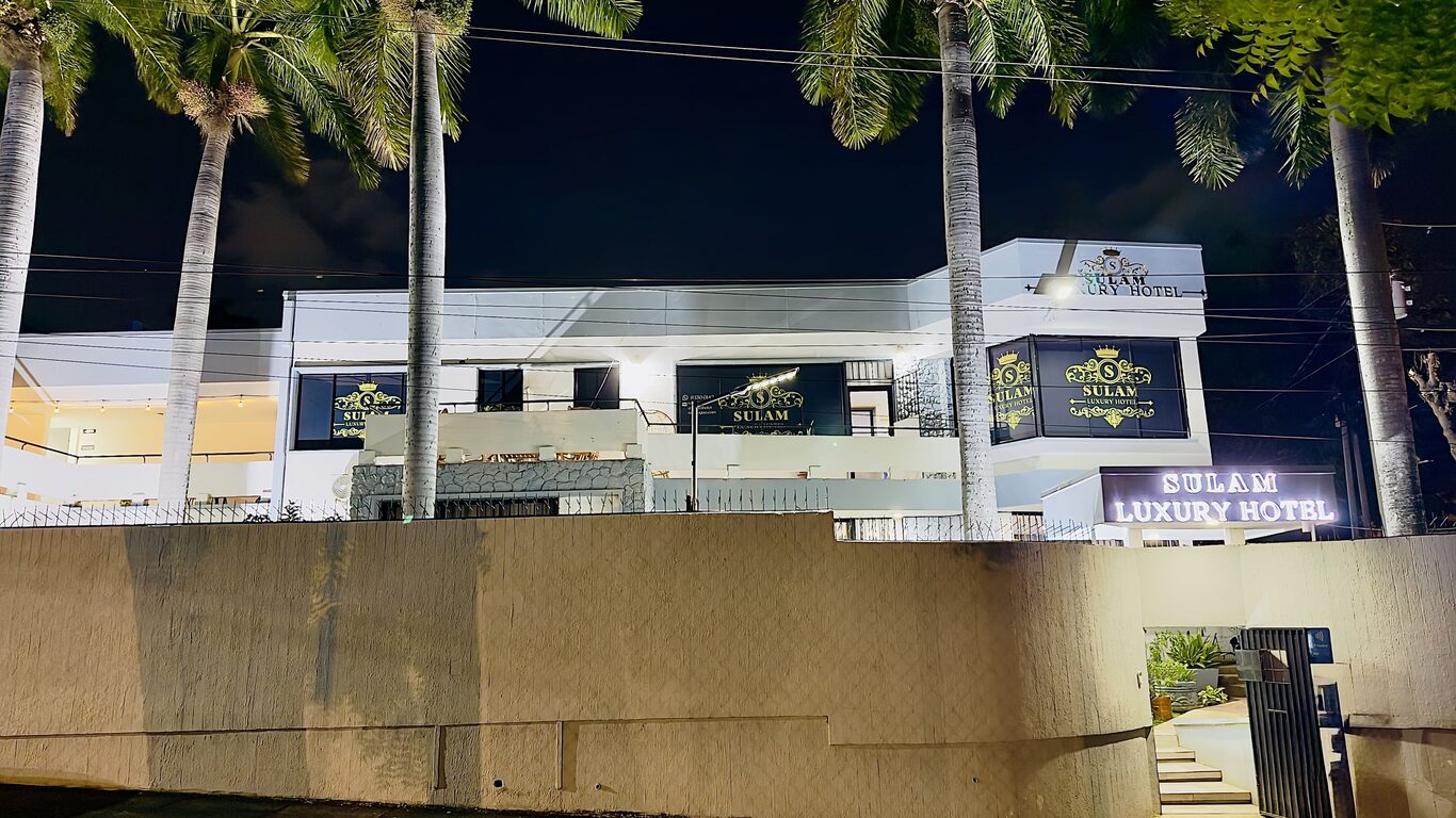 Sulam Luxury Hotel - Banner